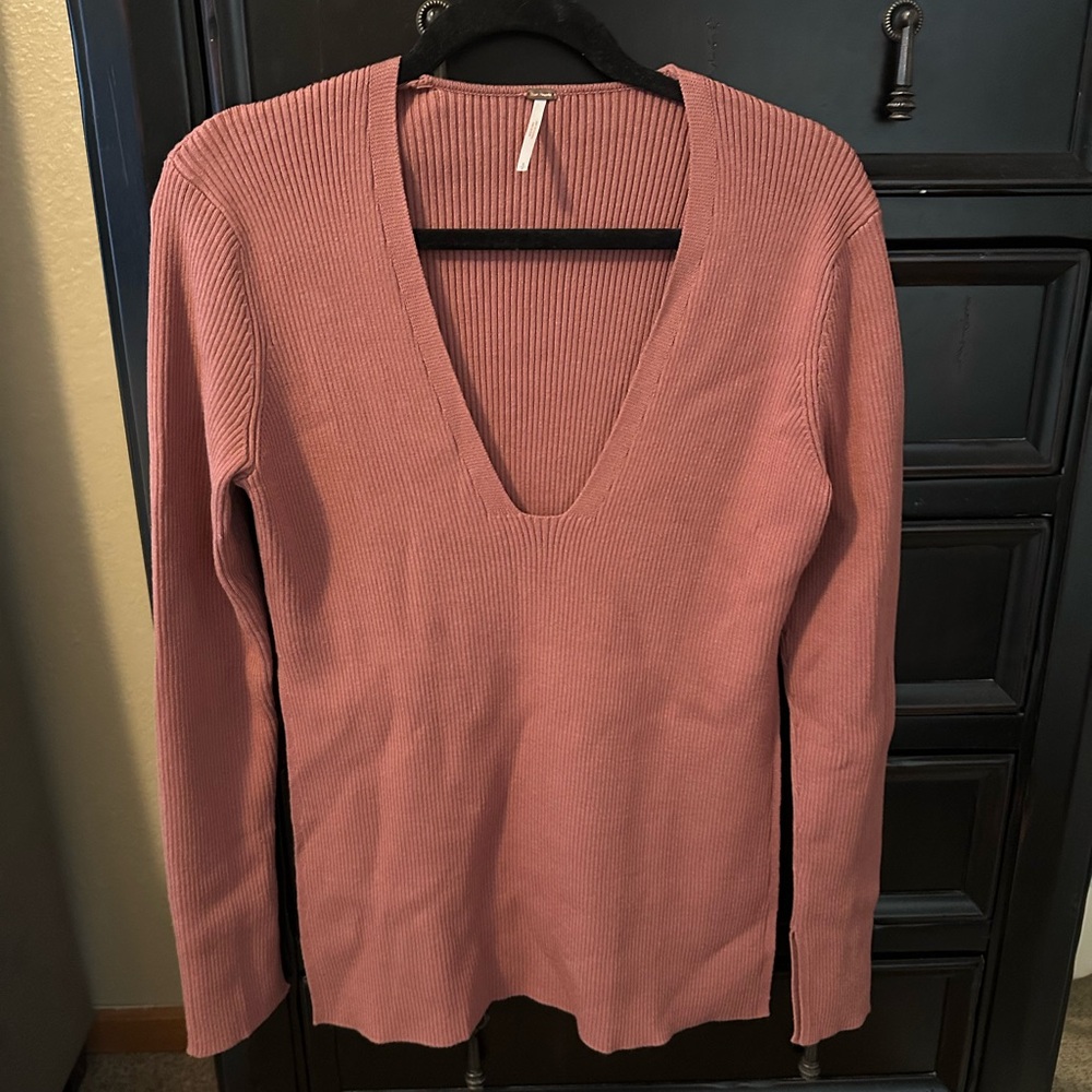 Free People V-Neck Sweater - Soft Pink